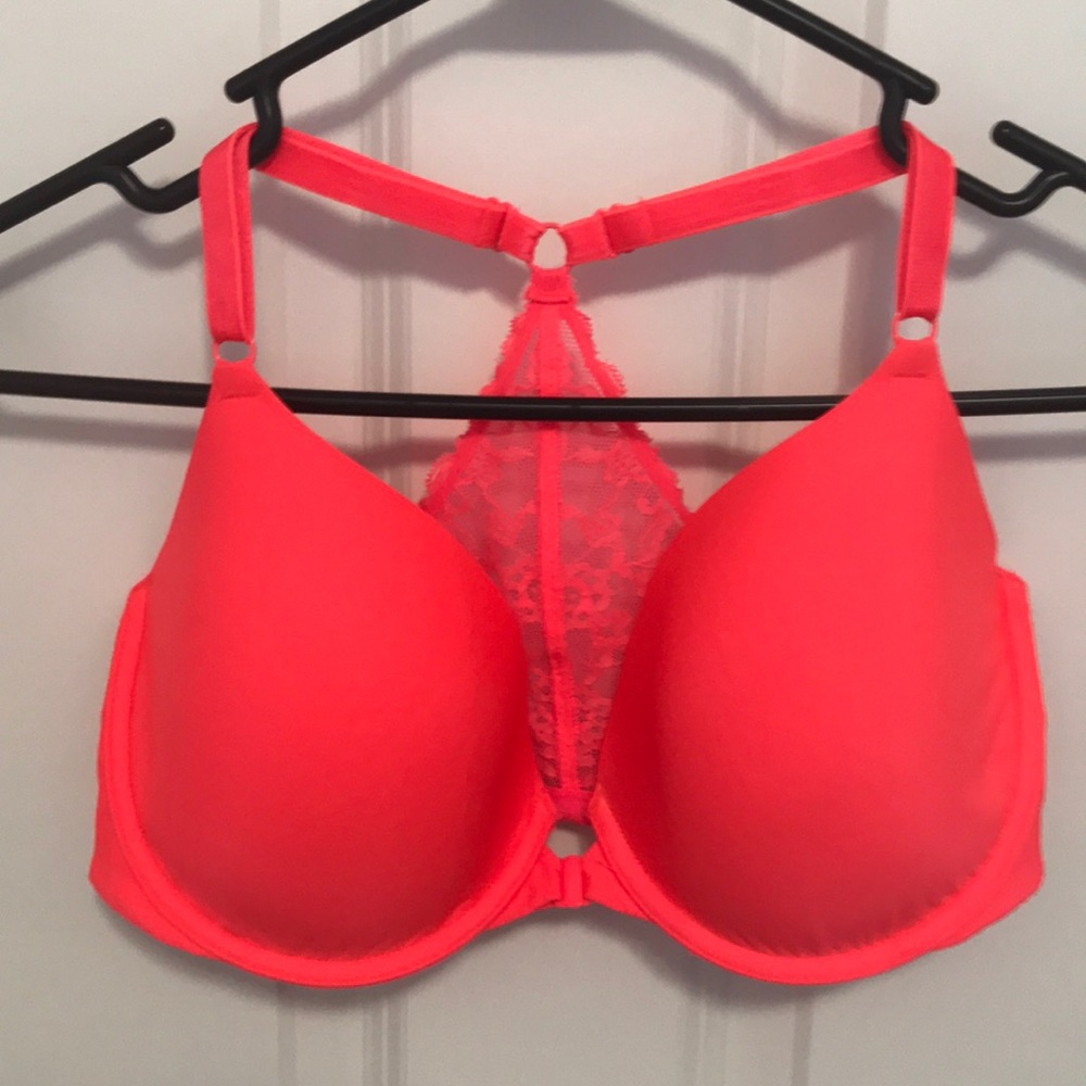 34DD VS Demi Racerback